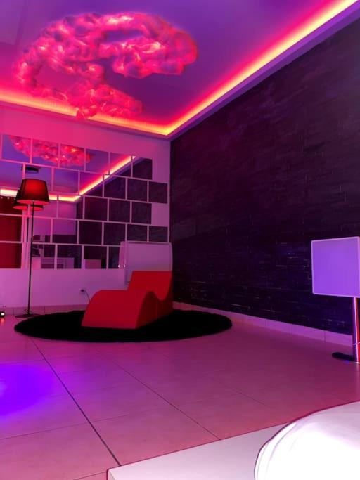 Apartmán Jeu De Regards - Jacuzzi/Balneo Courcouronnes Exteriér fotografie